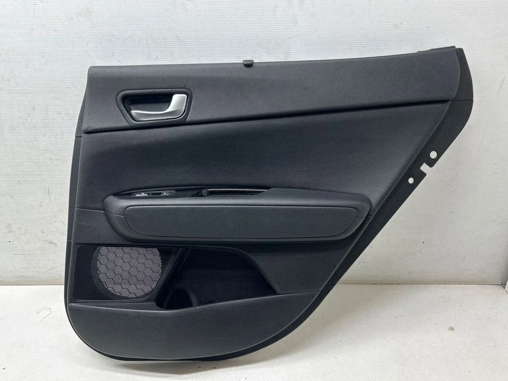 Tagumiste uste sisevooder – KIA Optima (2015-2020)