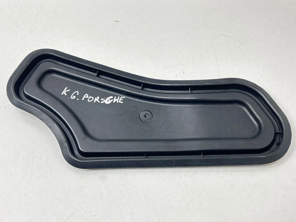 Pozostałe elementy tapicerki drzwi tylnych – Porsche Macan (95B) (2014-2018)