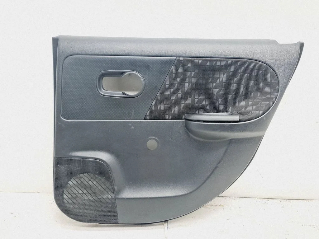 Tagumiste uste sisevooder 829229U100 – Nissan Note (E11) (2006-2014)