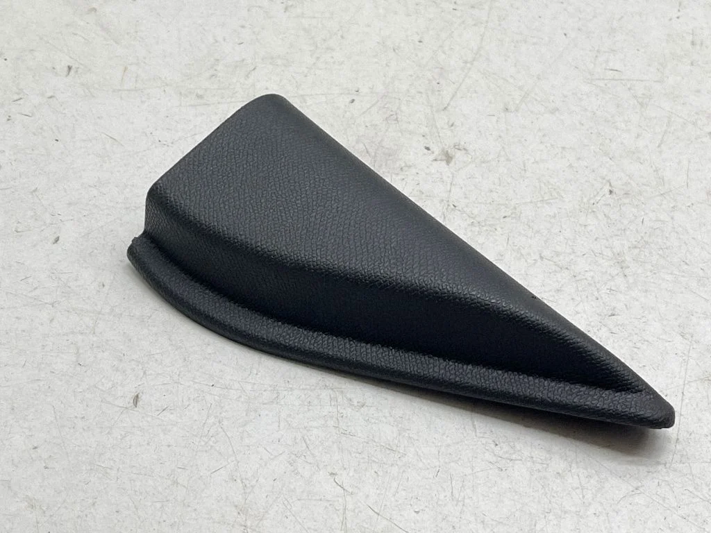 Other rear door trim element 9814519077