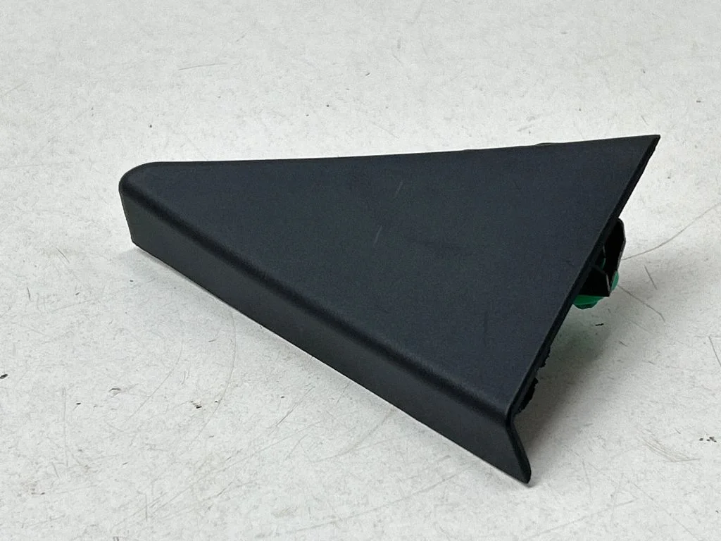 Other rear door trim element – rear right