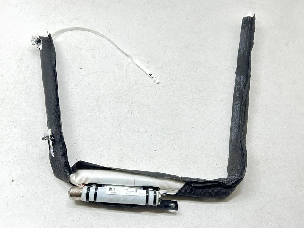 Jumta drošības spilvens (aizkars) – Renault Megane III (2009-2016)