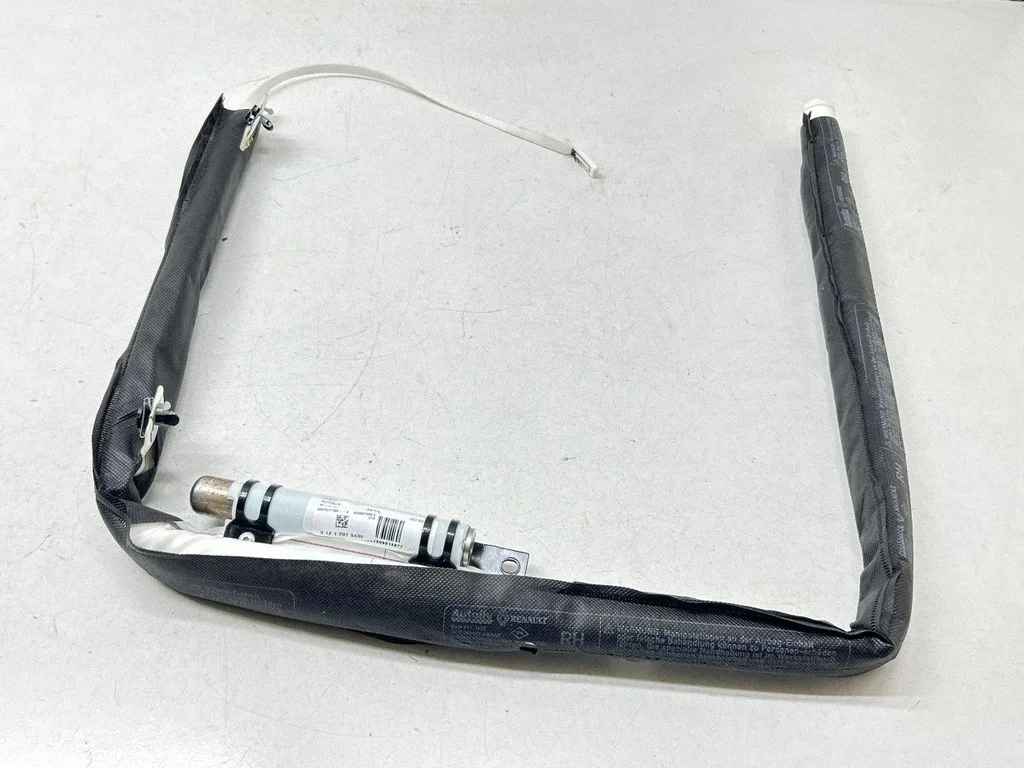 Jumta drošības spilvens (aizkars) – Renault Megane III (2009-2016)