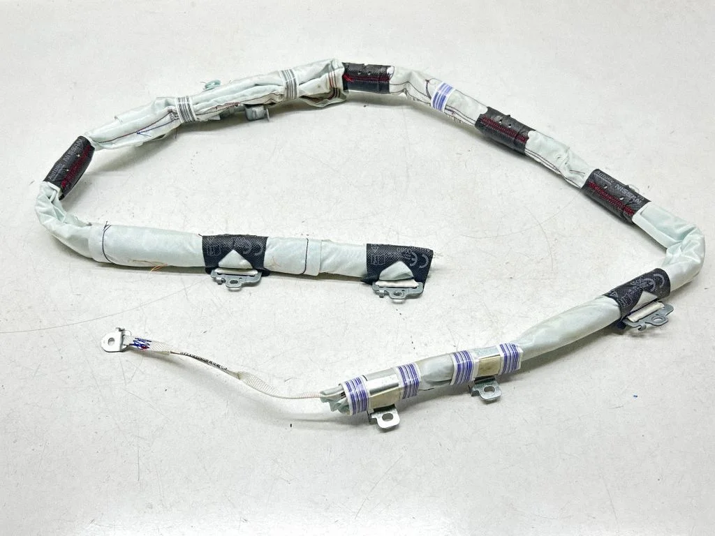 Katuse turvapadi (kardin) J02CIC