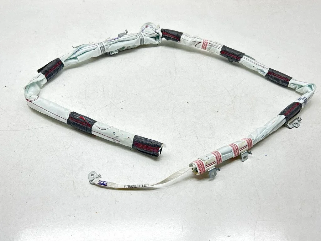 Katuse turvapadi (kardin) J02CIC