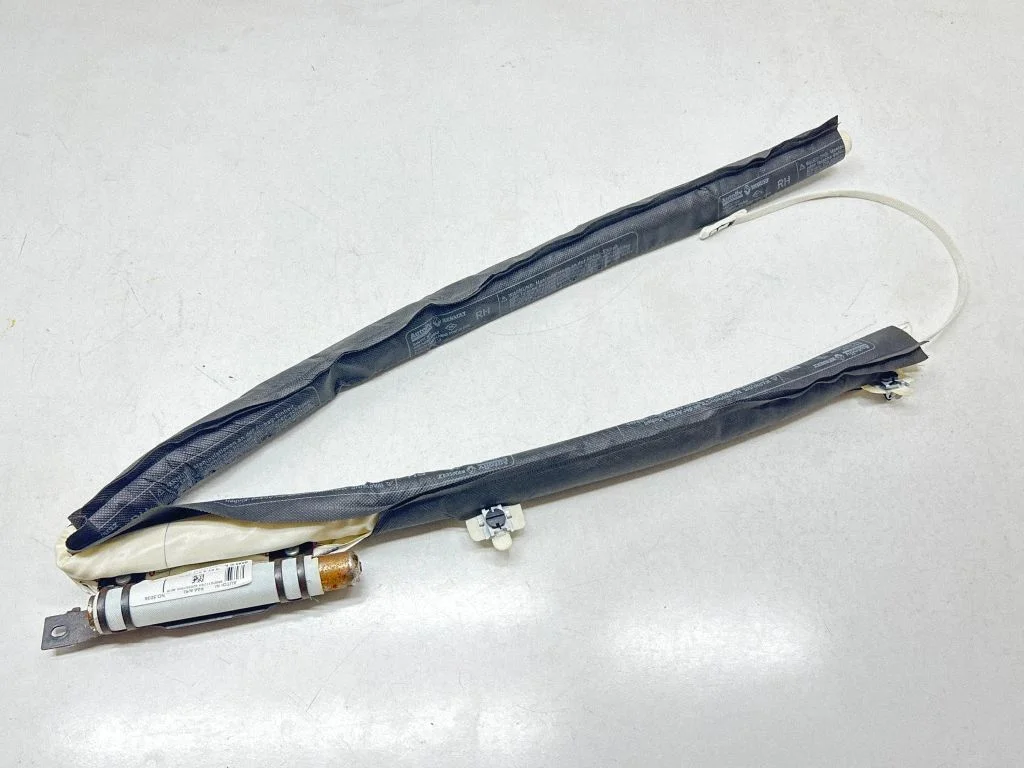 Jumta drošības spilvens (aizkars) – Renault Megane III (2009-2016)