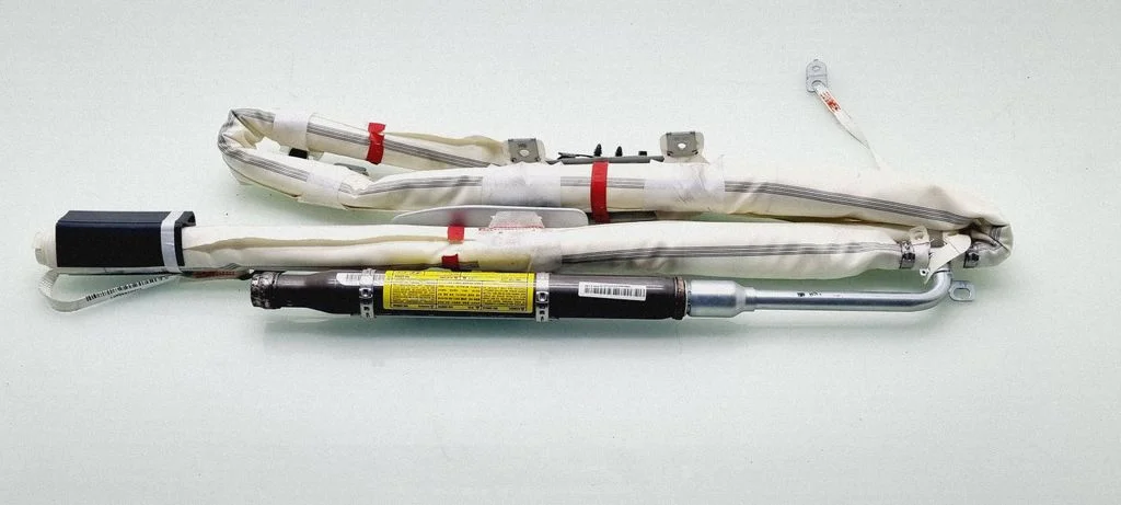 Katuse turvapadi (kardin) 611087200