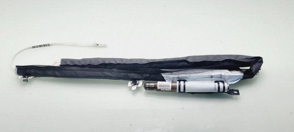 Roof airbag 985P10021RB