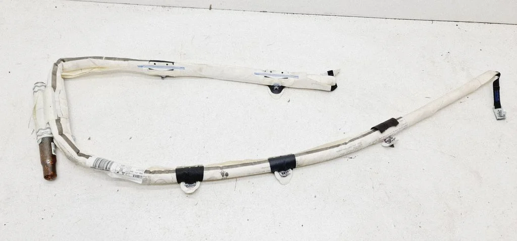 Katuse turvapadi (kardin) – Mercedes-Benz B-klass W246 W242 (2011-2017)