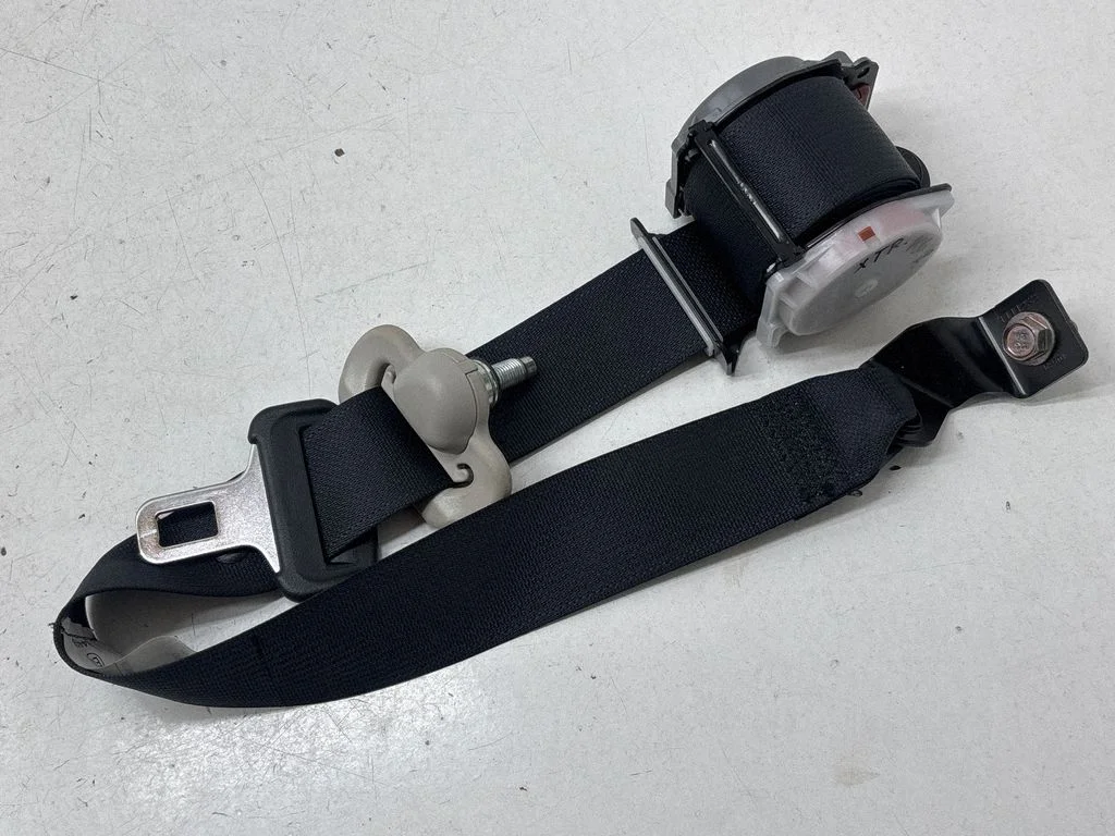 Rear seatbelt 1085214