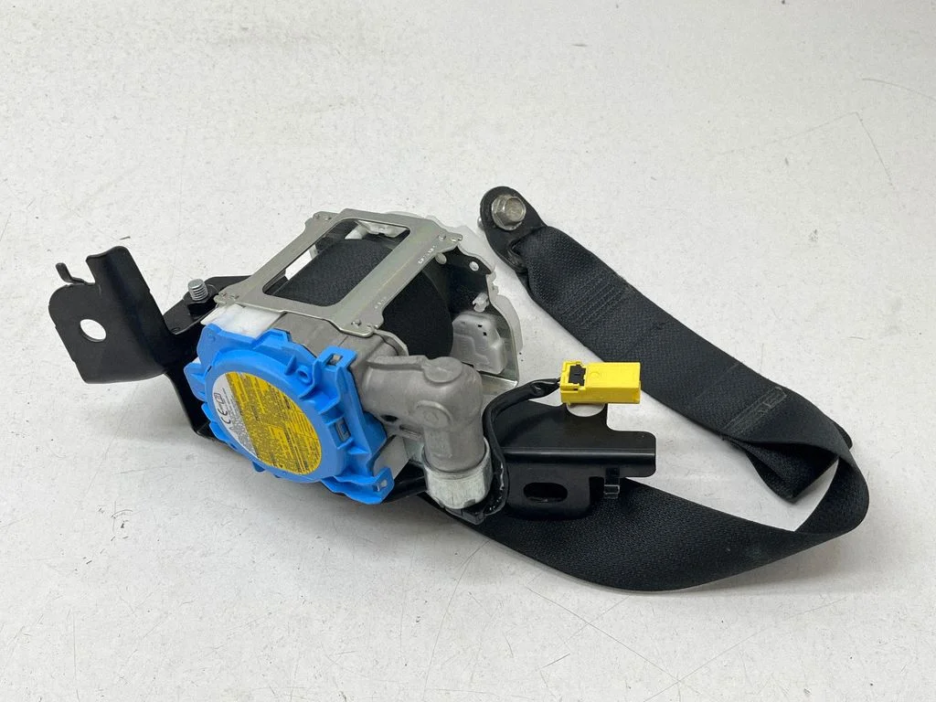 Tagumine turvavöö 64660SJ020VH