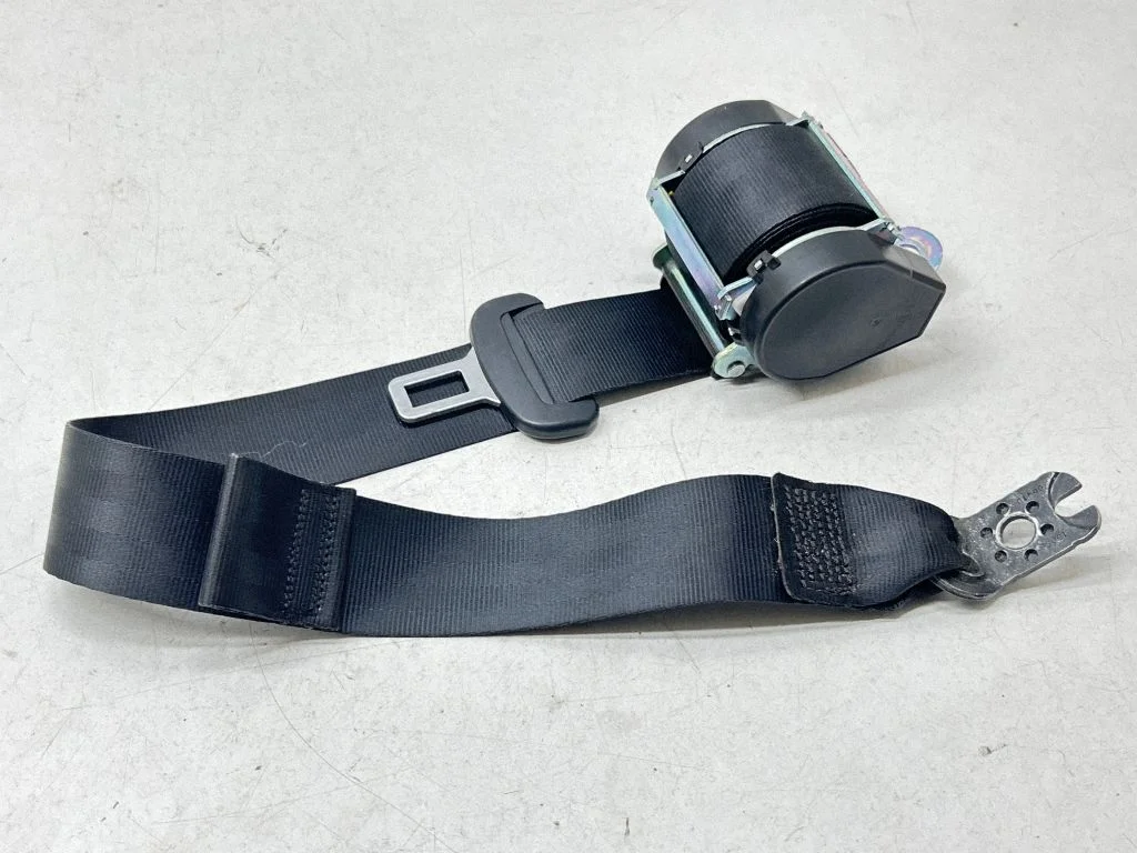 Aizmugurējā drošības josta 620192500