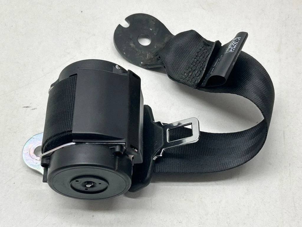 Rear seatbelt – Land Rover Range Rover Evoque L538 (2011-2018)