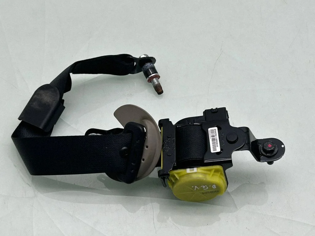 Tagumine turvavöö 89820C5000HH