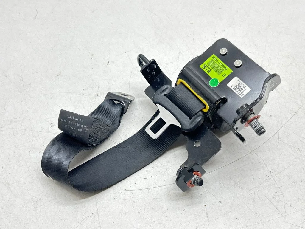 Rear seatbelt 89810A8700WK