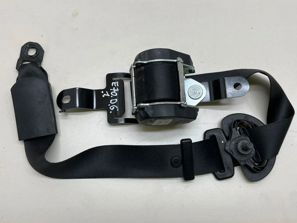 Rear seatbelt 602506500A