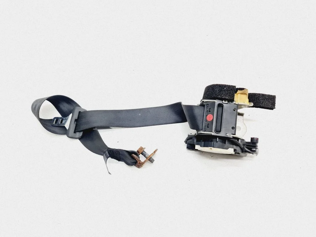 Rear seatbelt 34078323A