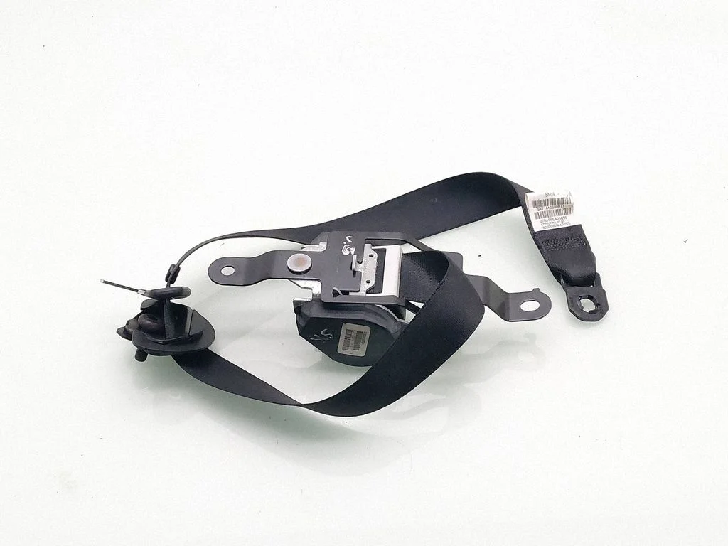 Rear seatbelt 606345600A
