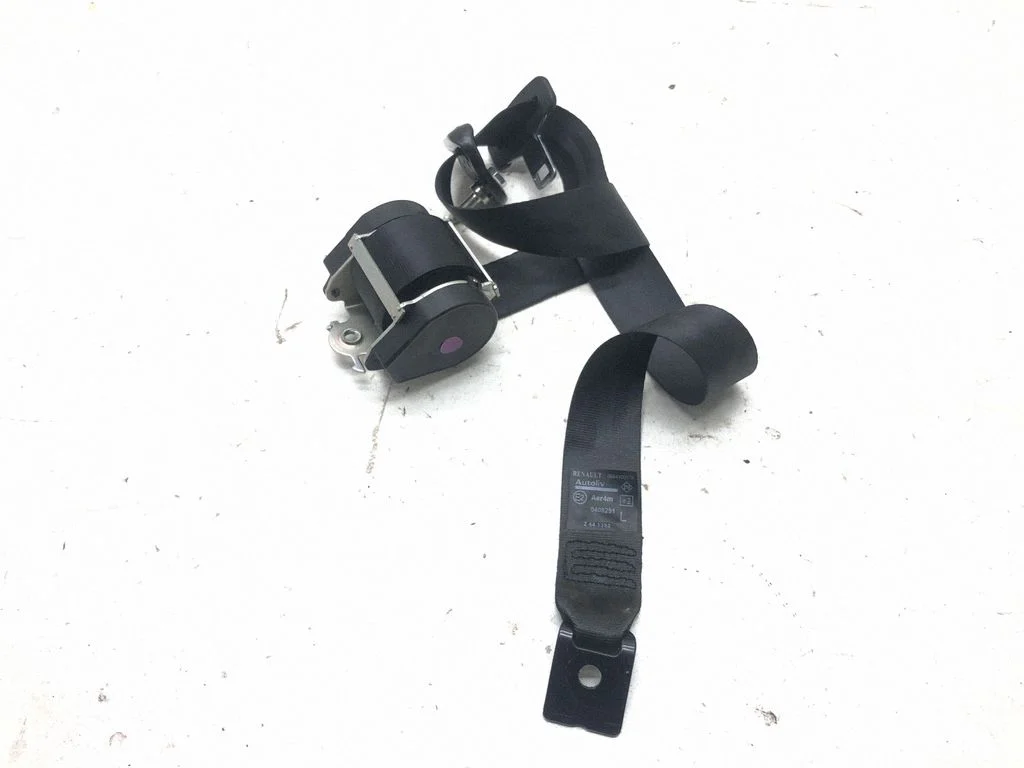 Rear seatbelt 888410017R