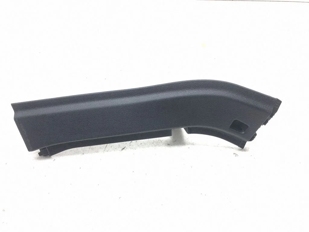 (D) pillar trim (bottom) 51497243783