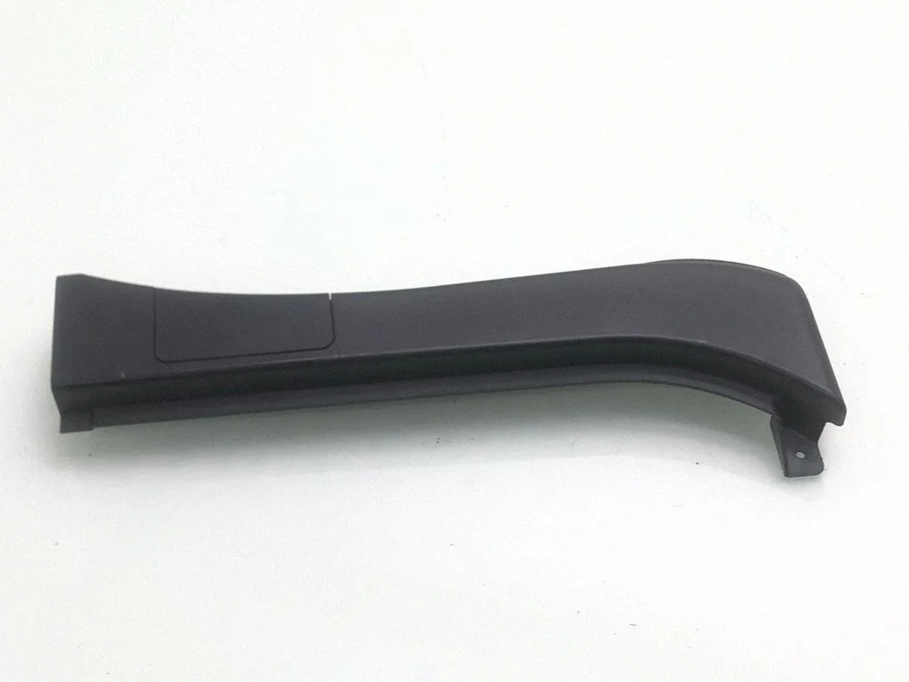 (D) piilari viimistlus (alumine) – BMW X5 E70 (2006-2013)