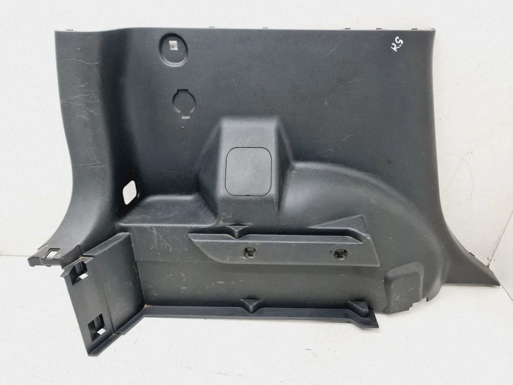 Dolny panel boczny bagażnika 849519U02X