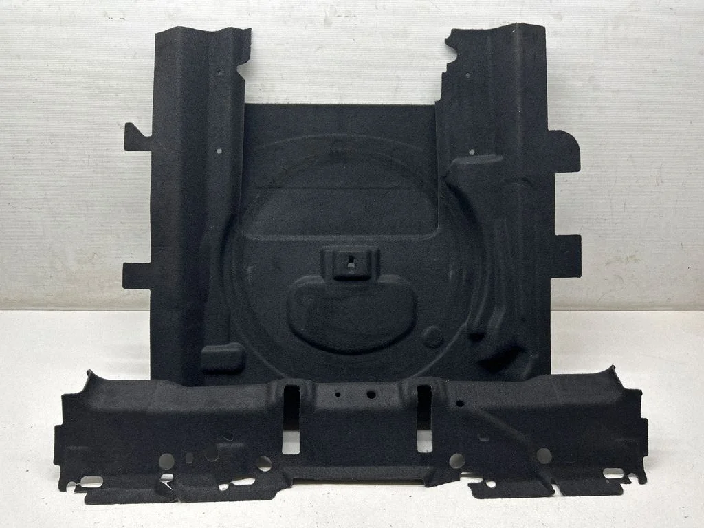 Spare wheel section trim – Porsche Macan (95B) (2014-2018)
