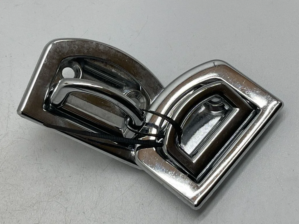 Stiprinājuma āķis / cilpa 1K0864203