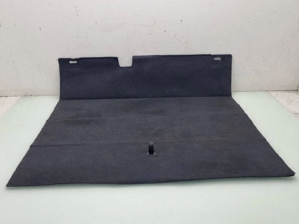 Trunk/boot floor carpet liner