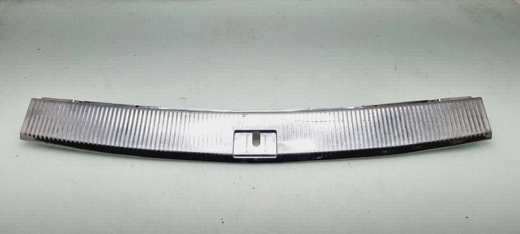 Trunk/boot sill cover protection 7L6863459H