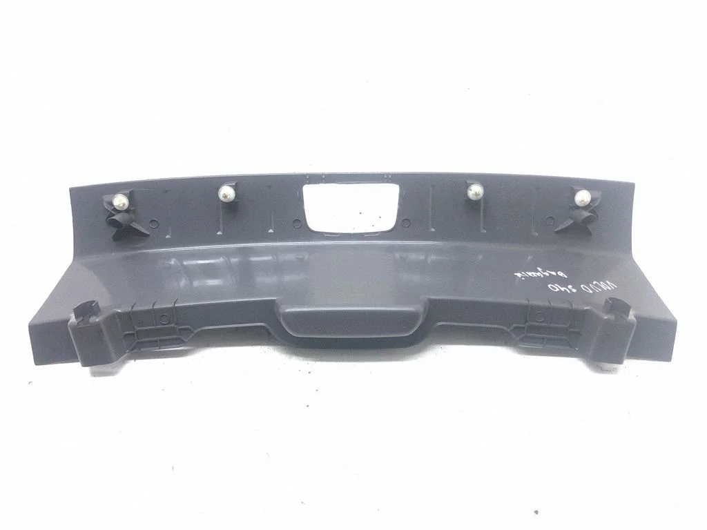 Trunk/boot sill cover protection 9486870