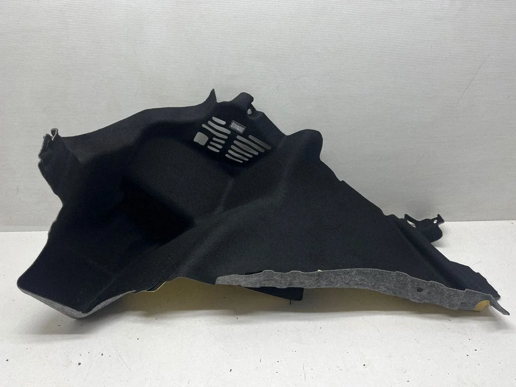 Trunk/boot side trim panel – Tesla Model Y (2020-)