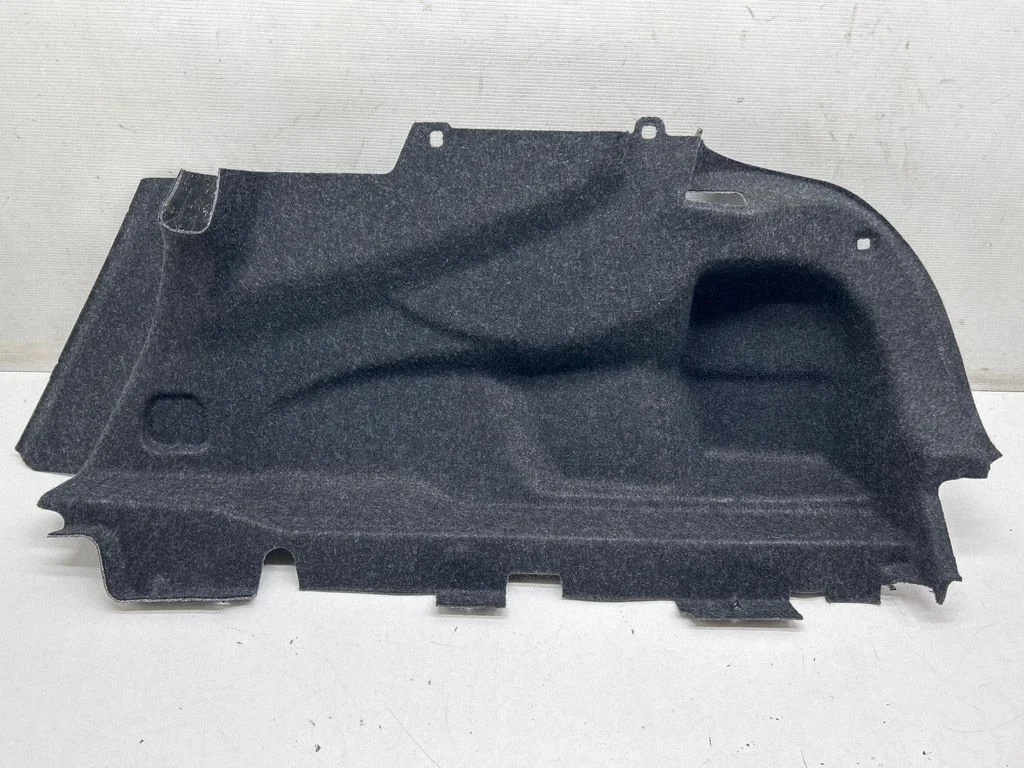 Trunk/boot side trim panel 31322615