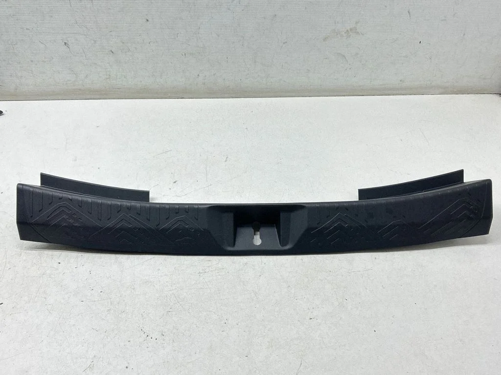 Trunk/boot sill cover protection 94026FN01A