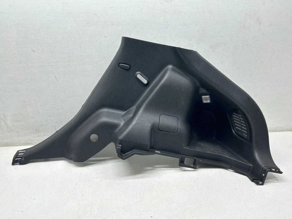 Trunk/boot side trim panel 849501KA0A