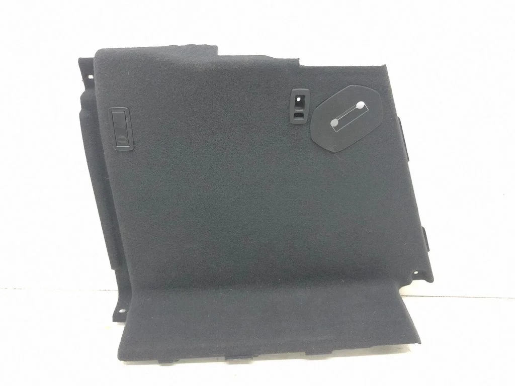 Trunk/boot side trim panel 7245313