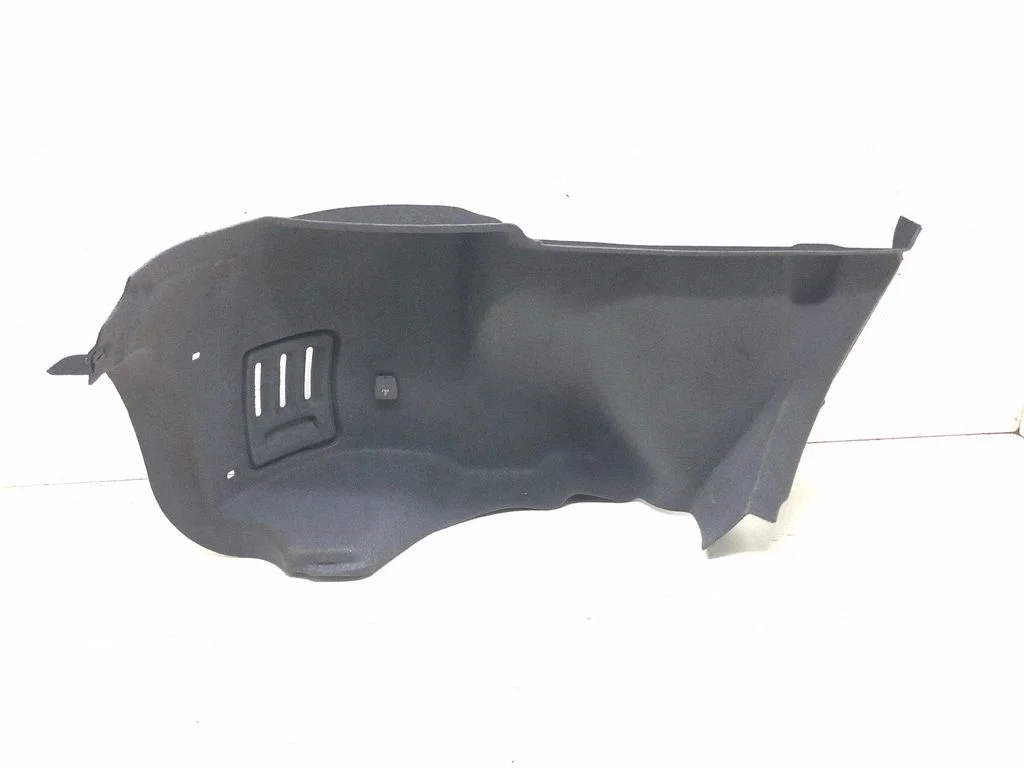 Trunk/boot side trim panel 36452015