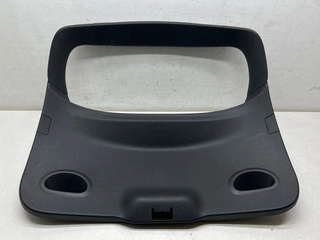 Tagaluugi viimistluskomplekt – Renault Megane III (2009-2016)