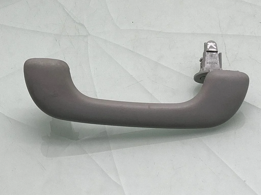 Front interior roof grab handle – Opel Astra K (2015-2021)
