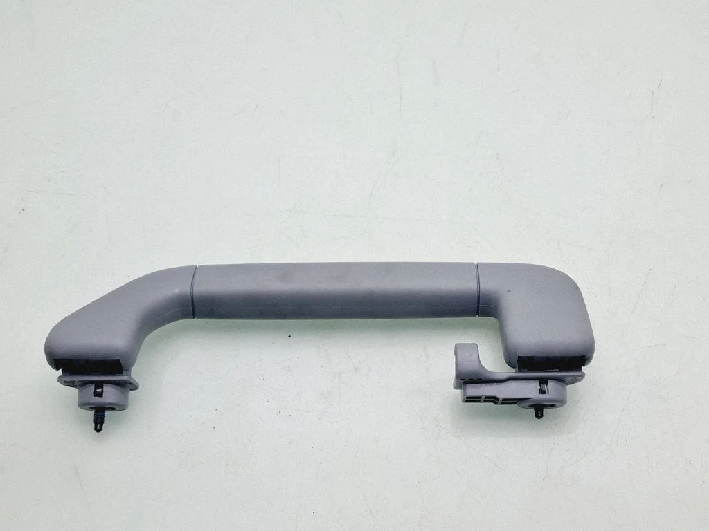 Rear interior roof grab handle 7L0857608A