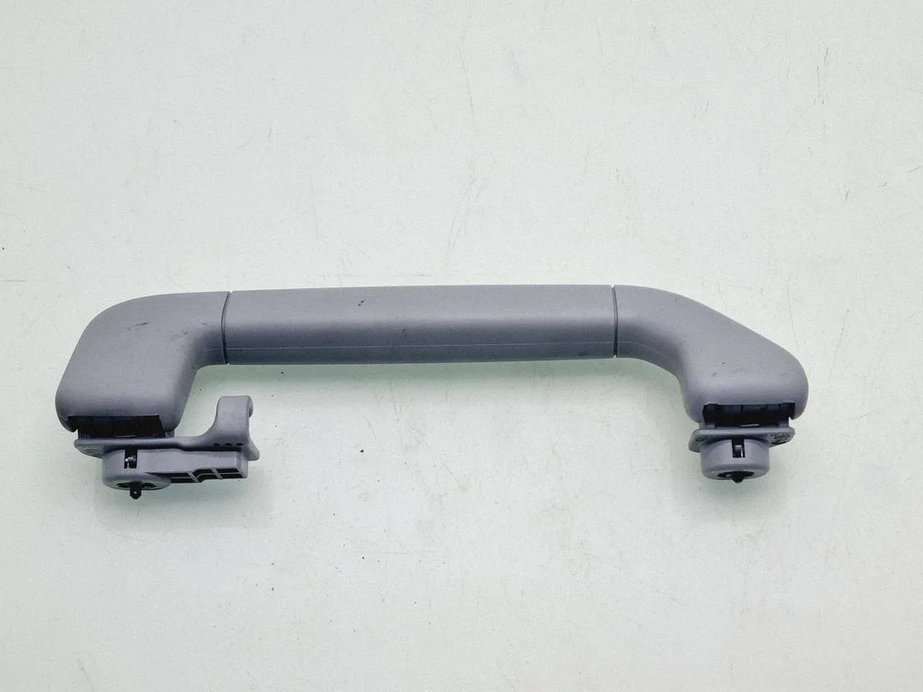 Rear interior roof grab handle 7L0857607A