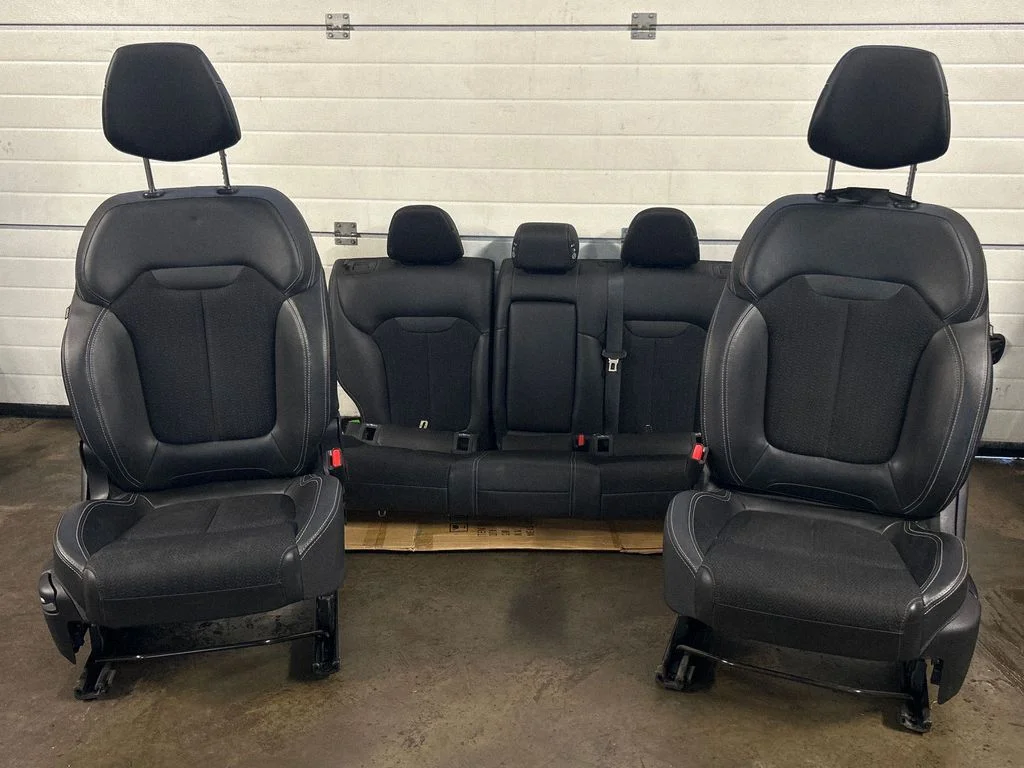 Seat set