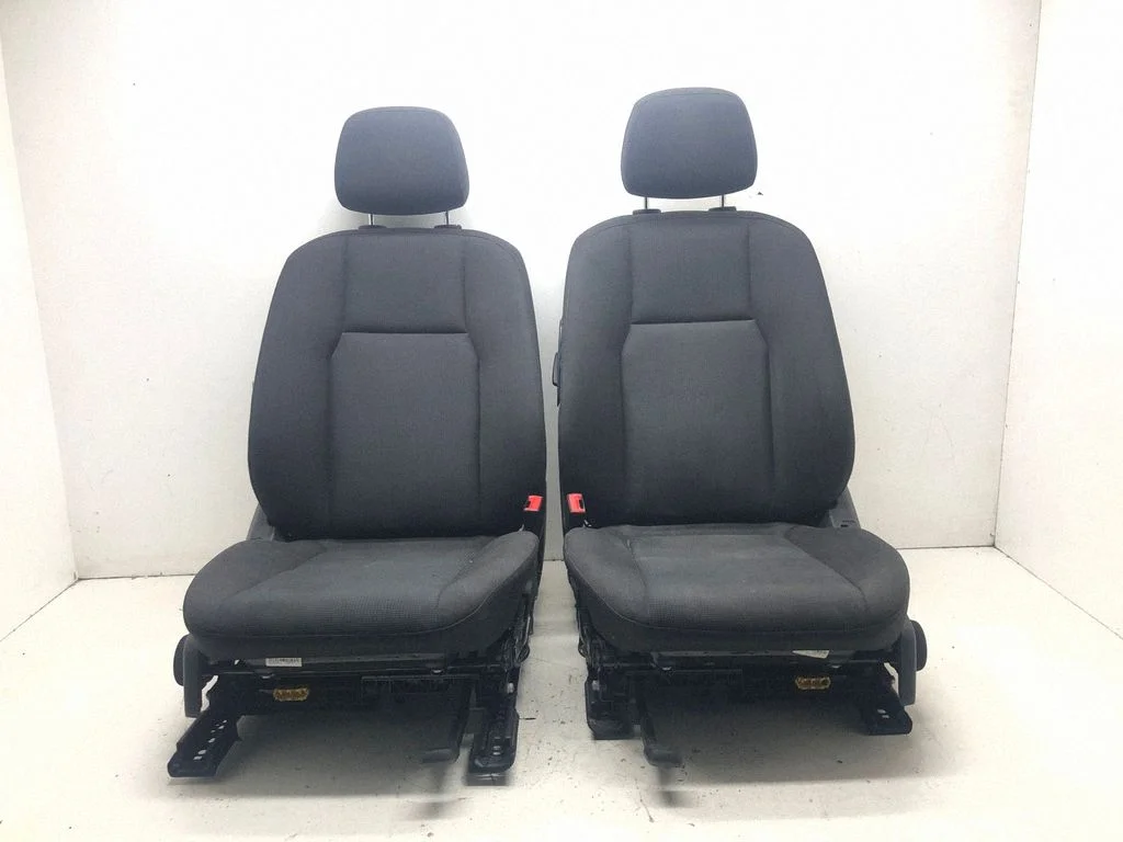 Seat set A2049104036