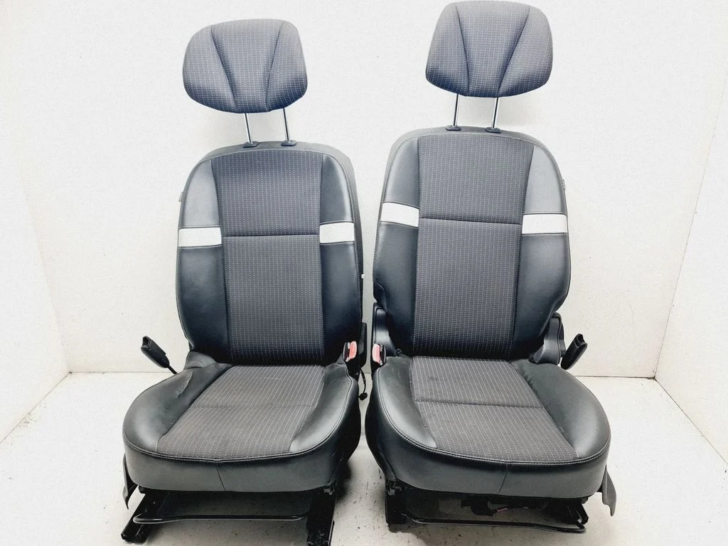 Seat set