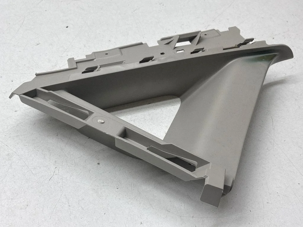 (A) pillar trim – Chrysler Pacifica (2017-)