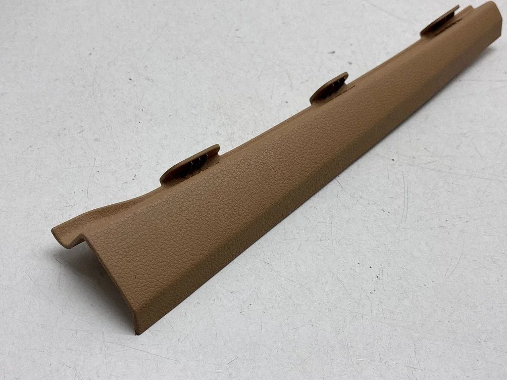 (A) pillar trim – Porsche Macan (95B) (2014-2018)