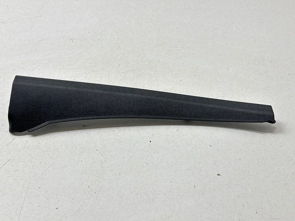 (A) pillar trim 31479199