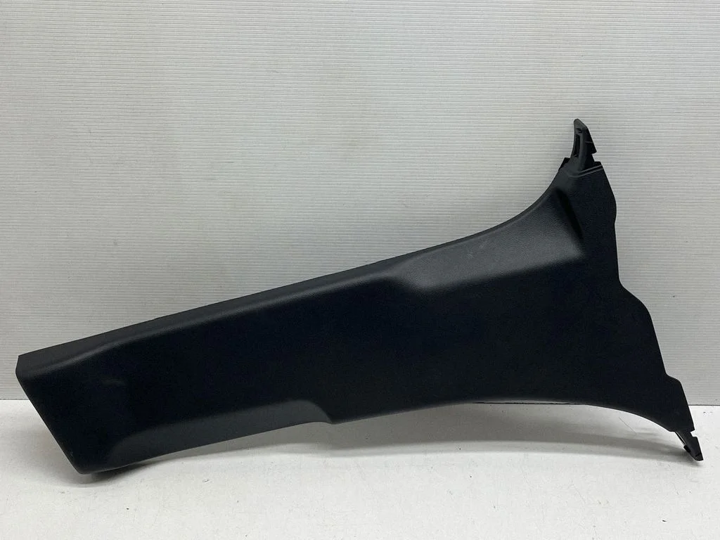 (B) piilari kate (alumine) – Subaru Forester SK (2018-2025)
