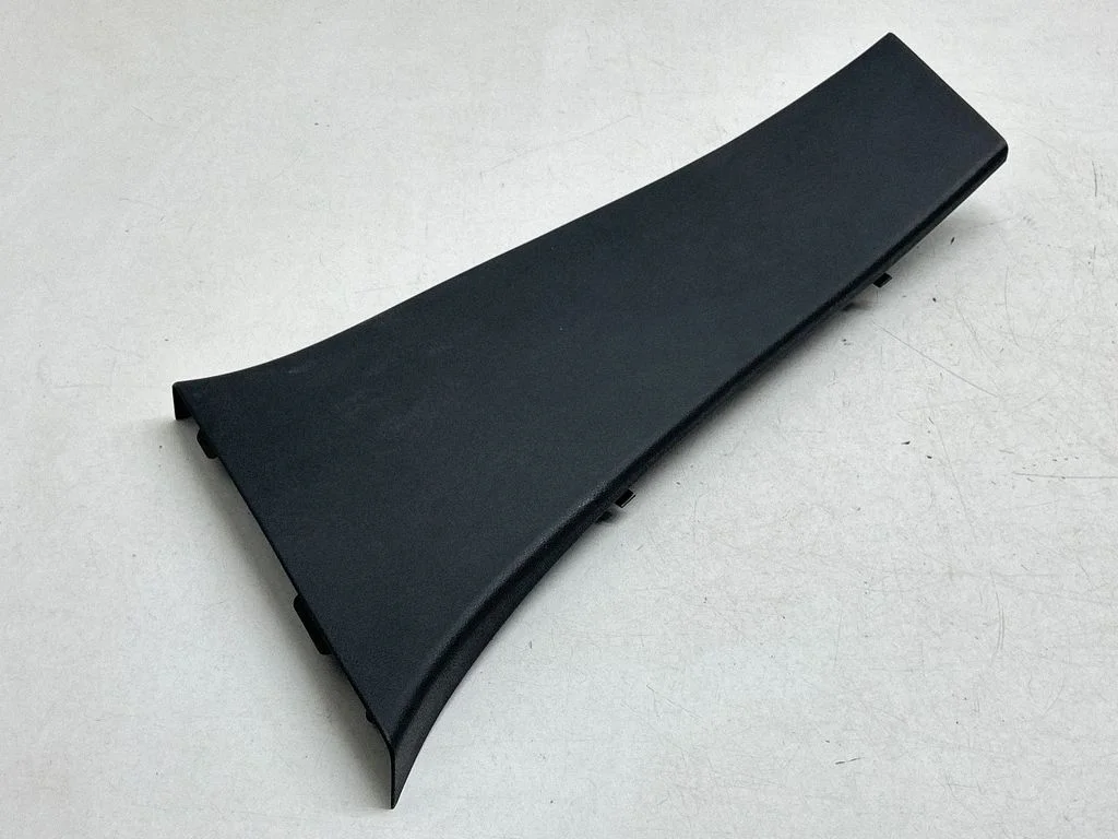 (B) pillar trim (bottom) 769160004R