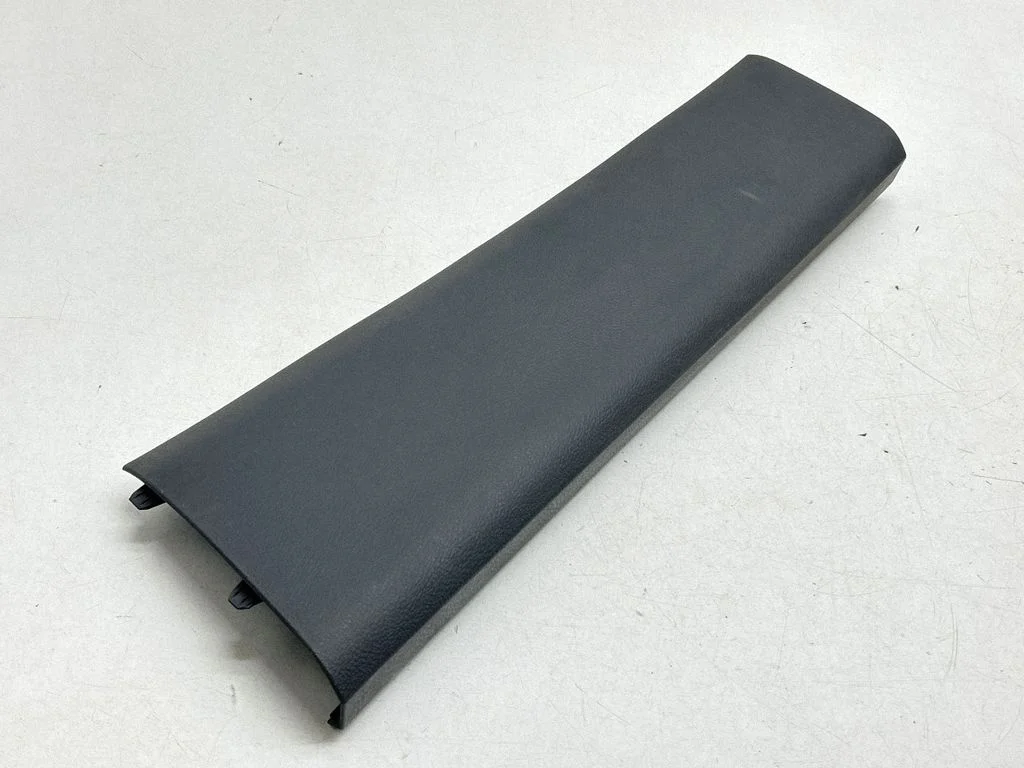 (B) pillar trim (bottom) 2K0867291